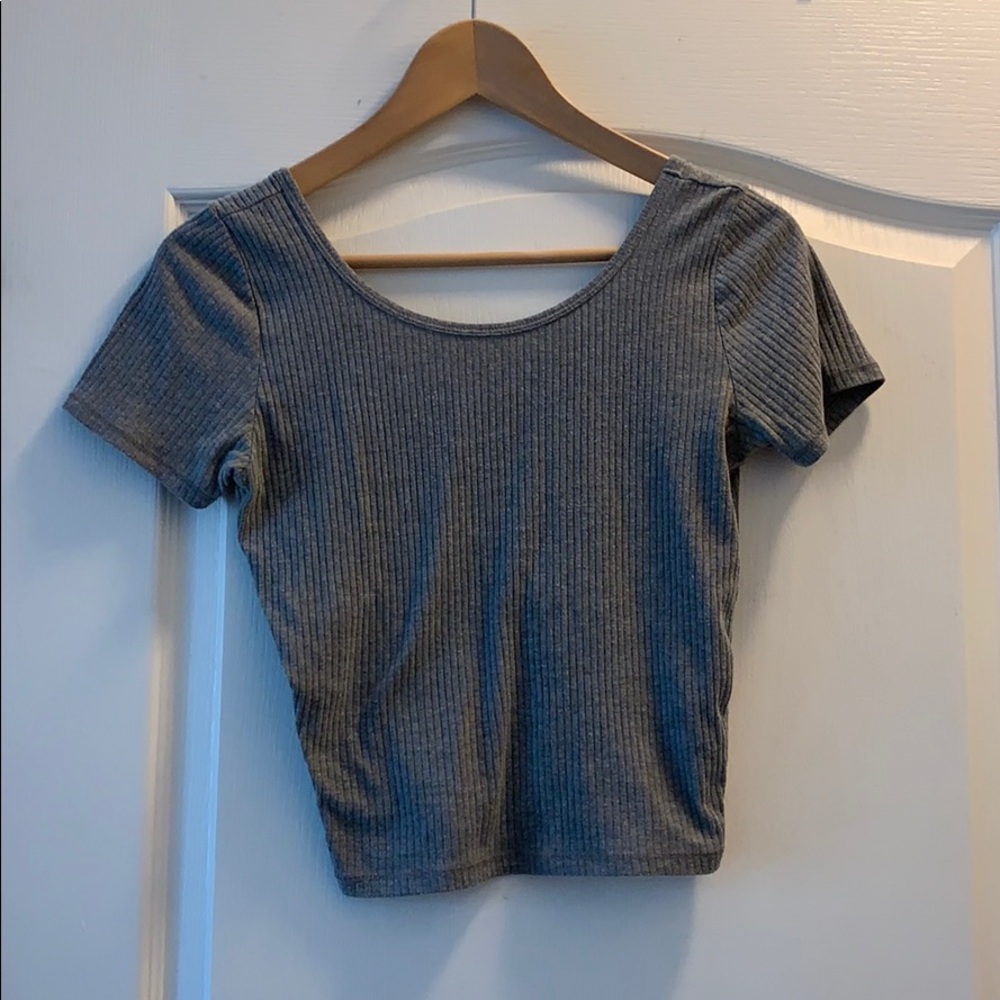 Gray holister top easy to go shirt
